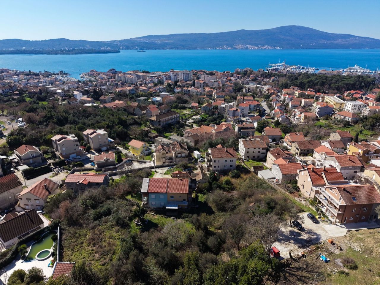 Земля в Тивате, Черногория, 1 872 м² - фото 9