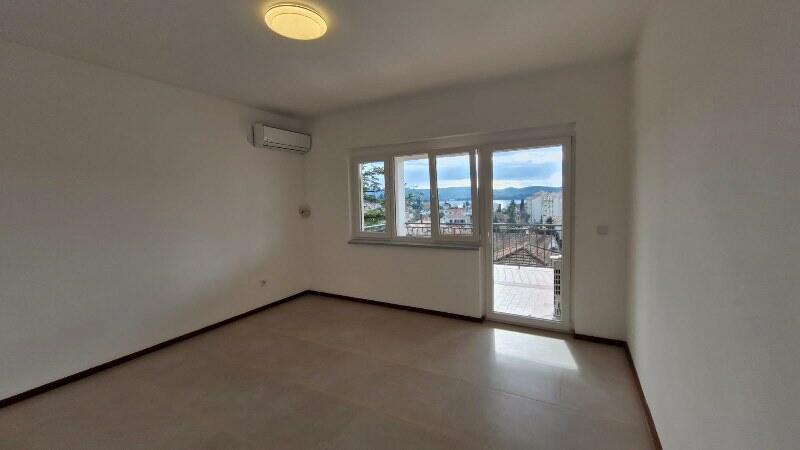 Дом в Тивате, Черногория, 107 м² - фото 7