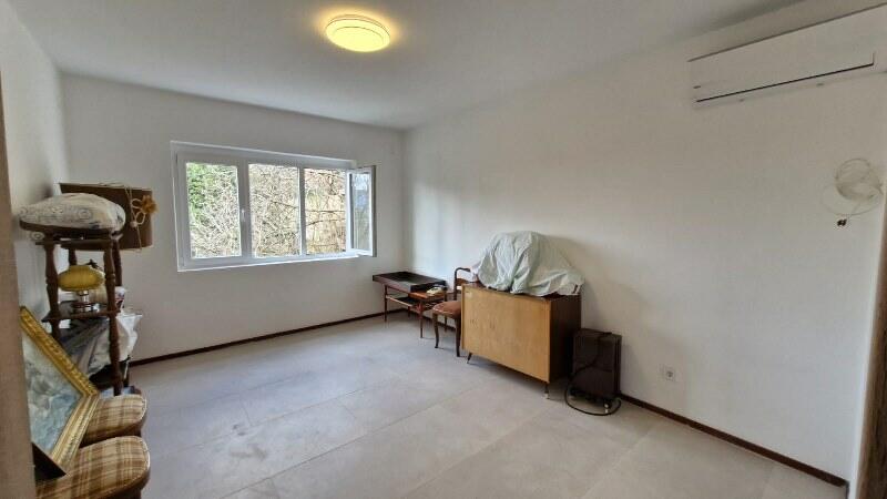 Дом в Тивате, Черногория, 107 м² - фото 8