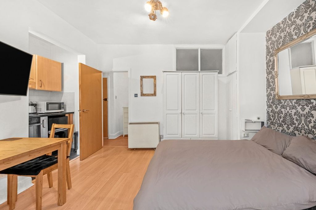 Квартира в Лондоне, Великобритания, 24 м² - фото 1