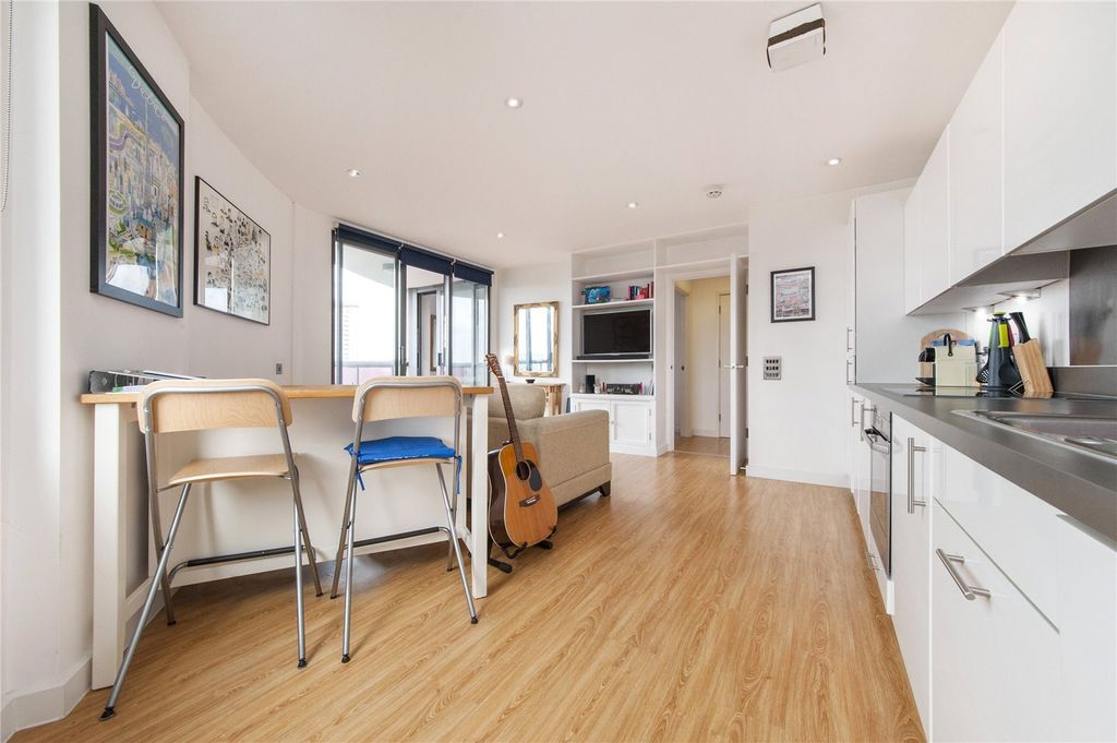 Квартира в Лондоне, Великобритания, 46 м² - фото 1