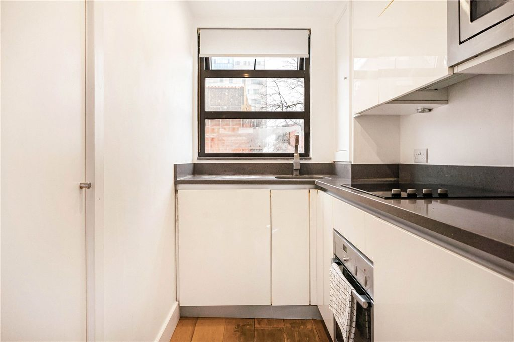 Квартира в Лондоне, Великобритания, 41 м² - фото 1