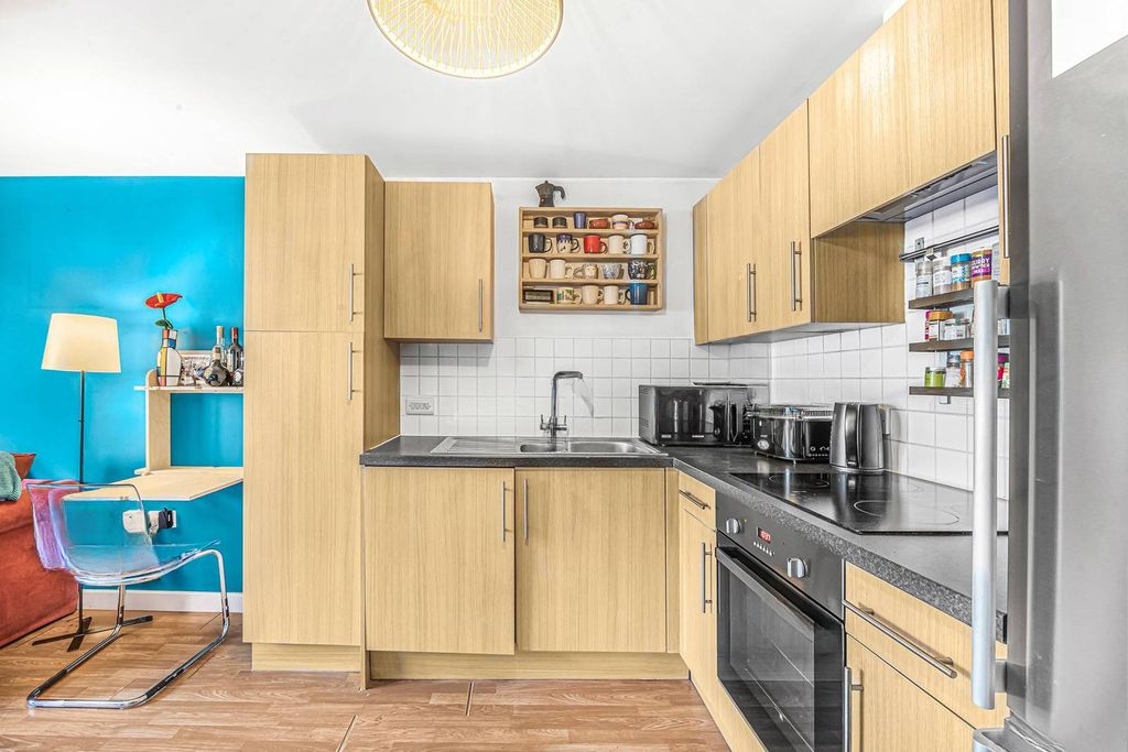 Квартира в Лондоне, Великобритания, 40 м² - фото 1