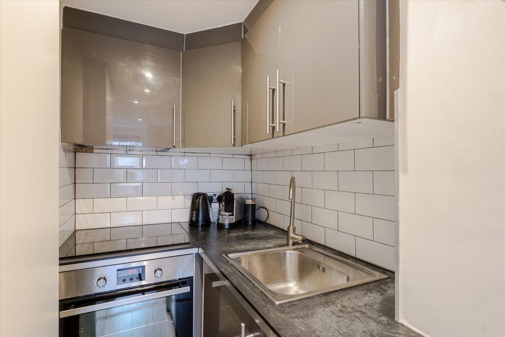 Квартира в Лондоне, Великобритания, 27 м² - фото 1