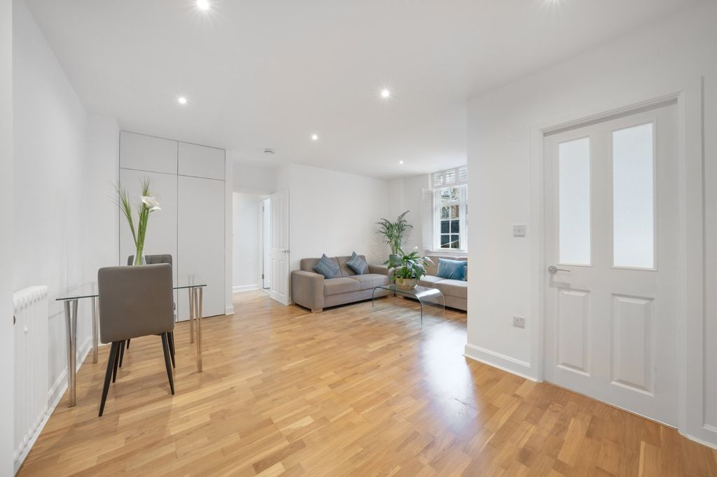 Квартира в Лондоне, Великобритания, 37 м² - фото 1