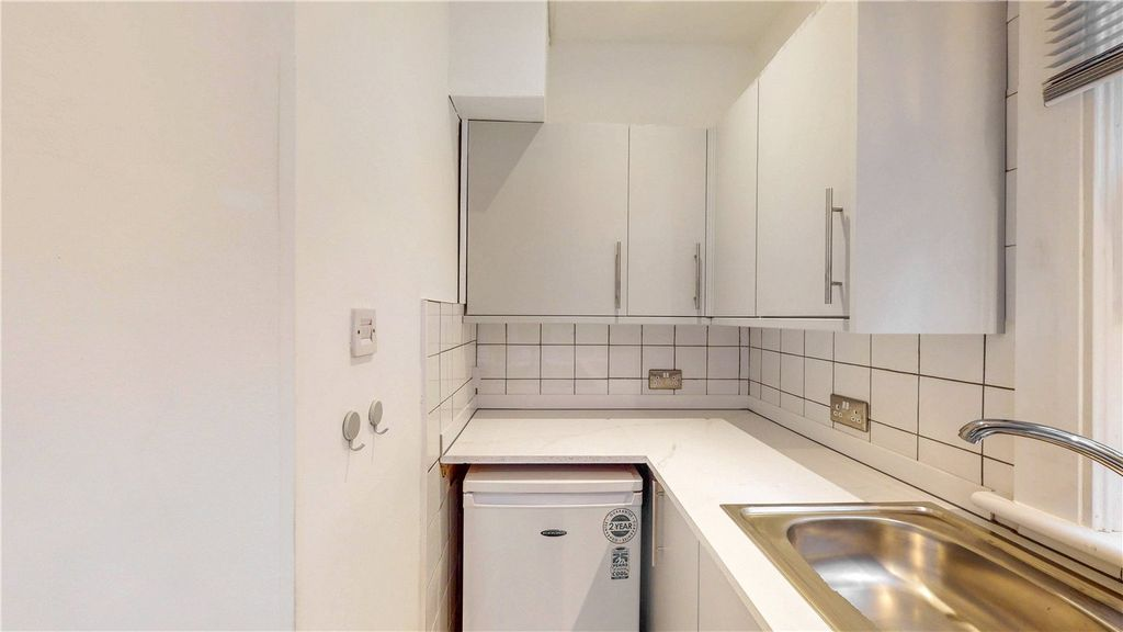 Квартира в Лондоне, Великобритания, 40 м² - фото 1