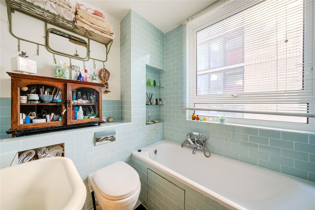 Квартира в Лондоне, Великобритания, 36 м² - фото 1