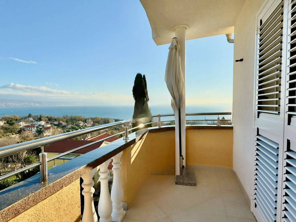 Квартира в Опатии, Хорватия, 85 м² - фото 2