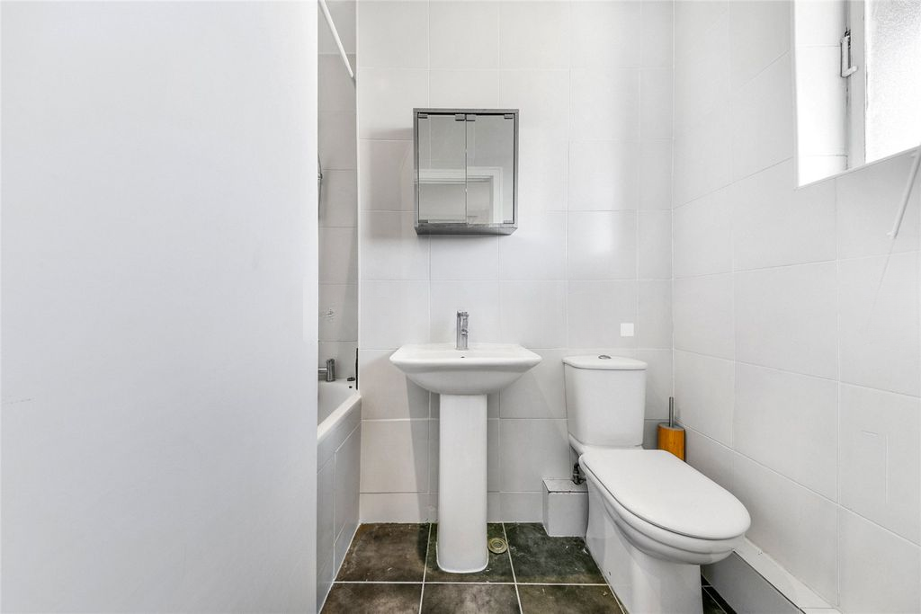 Квартира в Лондоне, Великобритания, 45 м² - фото 2