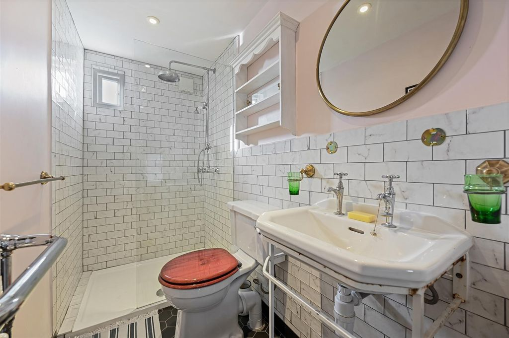 Квартира в Лондоне, Великобритания, 7 м² - фото 2