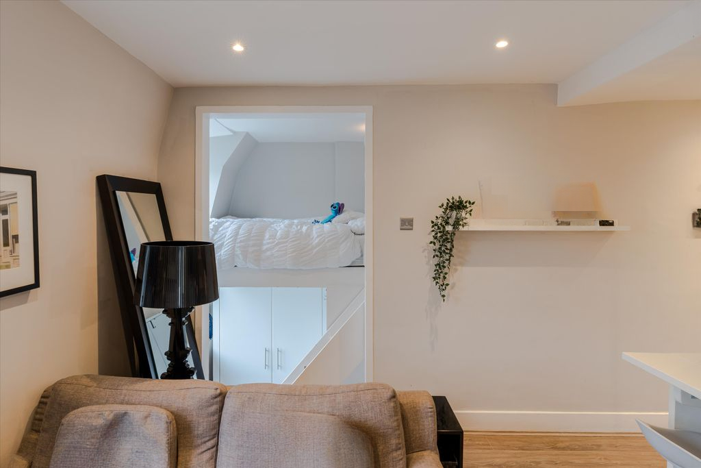 Квартира в Лондоне, Великобритания, 27 м² - фото 2