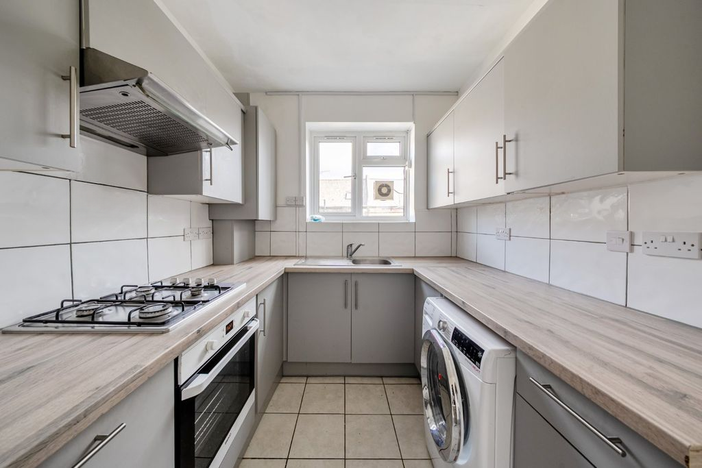 Квартира в Лондоне, Великобритания, 64 м² - фото 2