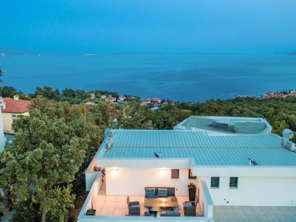 Дом в Опатии, Хорватия, 220 м² - фото 3