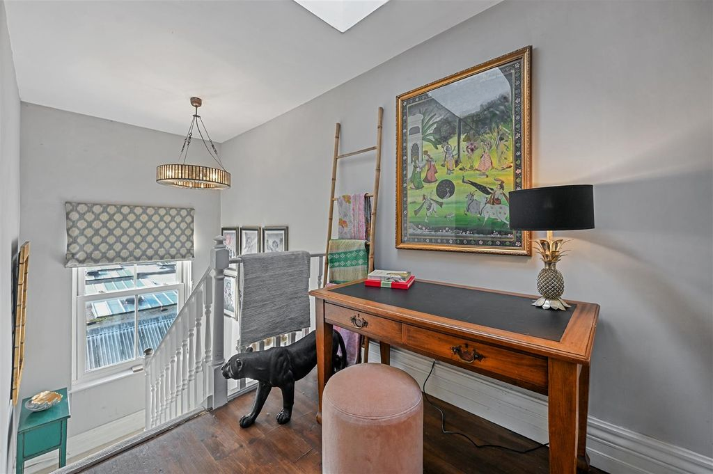 Квартира в Лондоне, Великобритания, 7 м² - фото 3