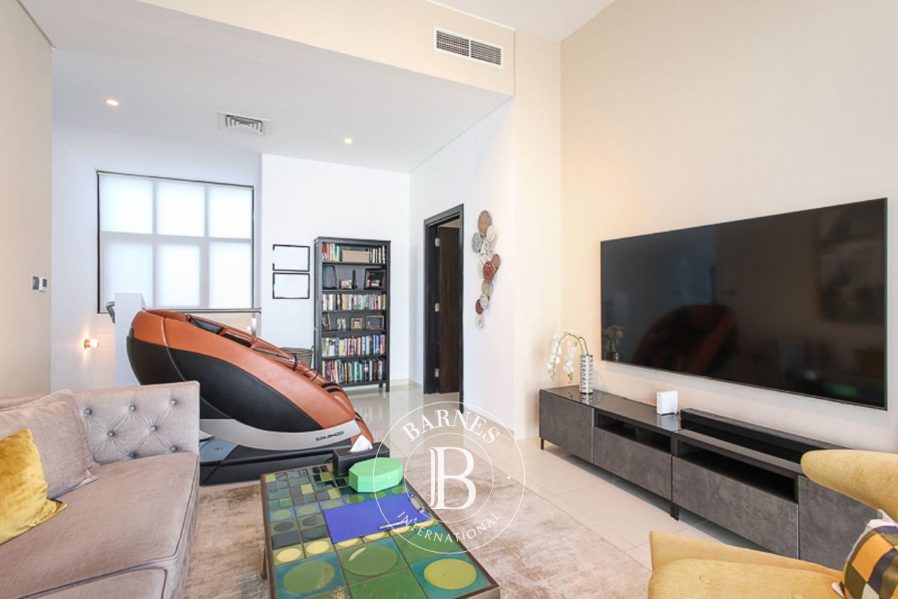 Вилла в Дубае, ОАЭ, 453.6 м² - фото 11