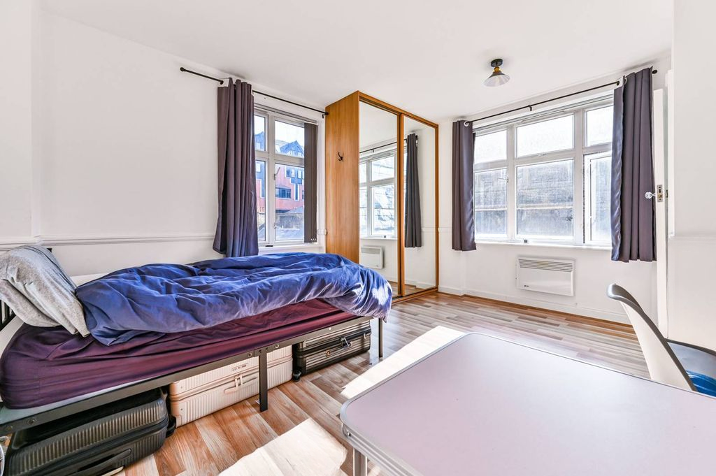 Квартира в Лондоне, Великобритания, 27 м² - фото 4