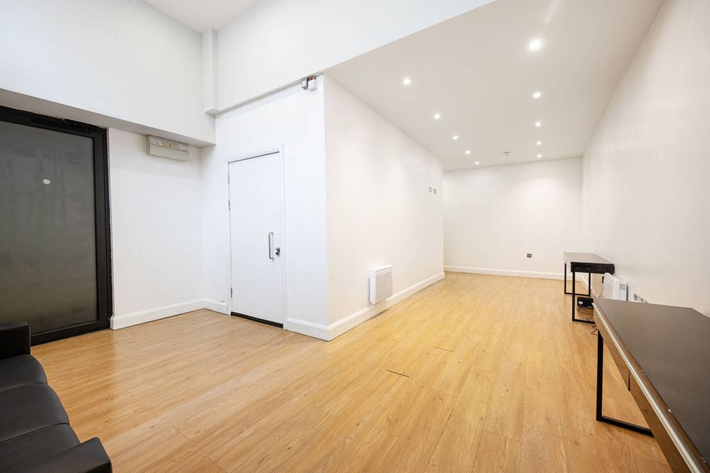 Квартира в Лондоне, Великобритания, 56 м² - фото 6