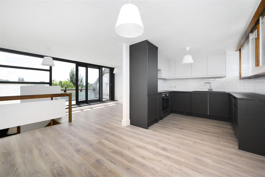 Квартира в Лондоне, Великобритания, 80 м² - фото 8