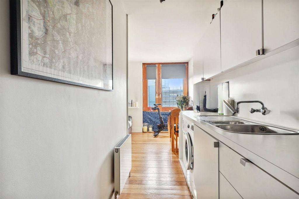 Квартира в Лондоне, Великобритания, 30 м² - фото 9