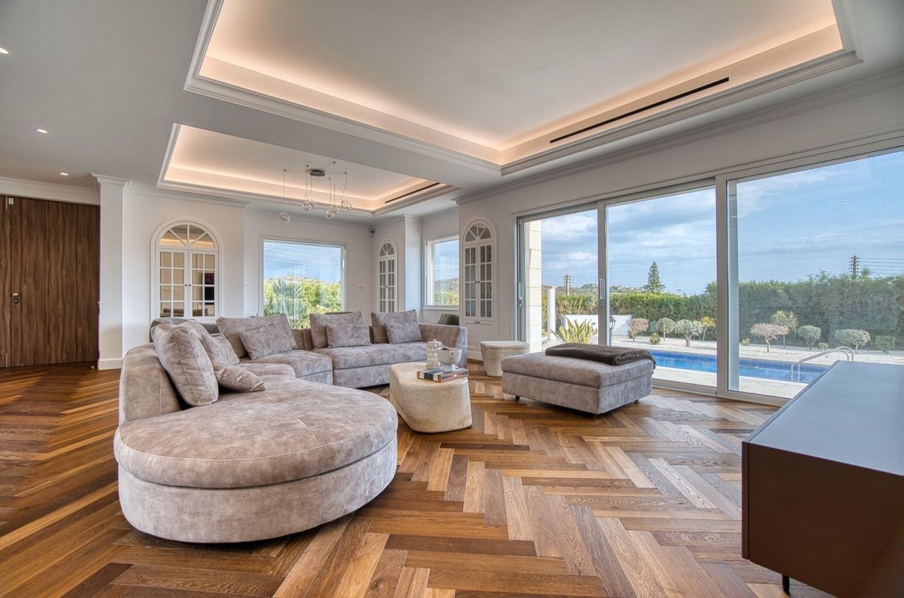 Вилла в Лимасоле, Кипр, 380 м² - фото 2