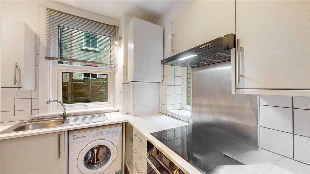 Квартира в Лондоне, Великобритания, 40 м² - фото 11