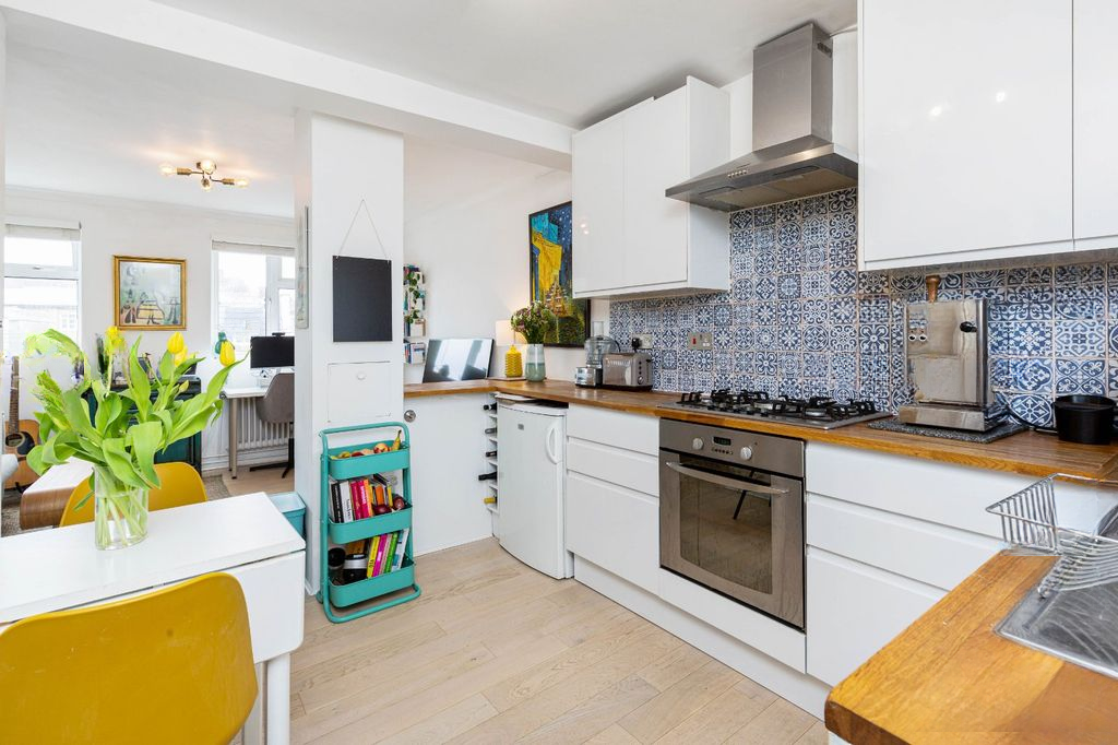 Квартира в Лондоне, Великобритания, 36 м² - фото 11