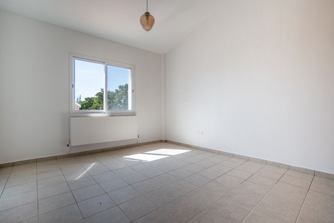 Вилла в Пафосе, Кипр, 200 м² - фото 18
