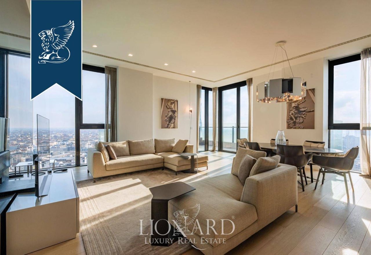 Апартаменты в Милане, Италия, 235 м² - фото 1