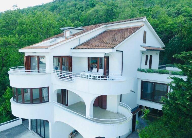 Квартира в Опатии, Хорватия, 281 м² - фото 13