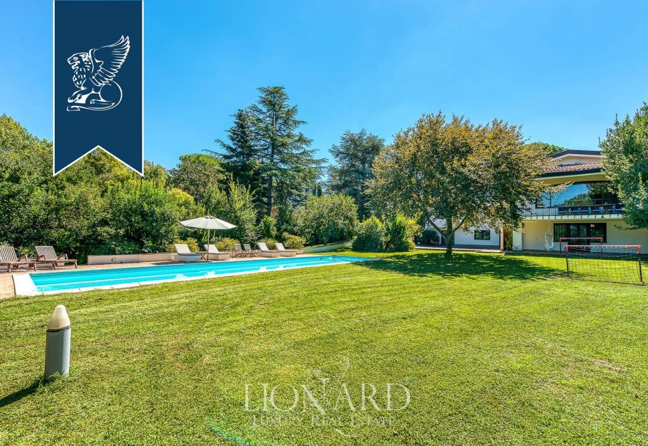 Вилла в Риме, Италия, 850 м² - фото 4