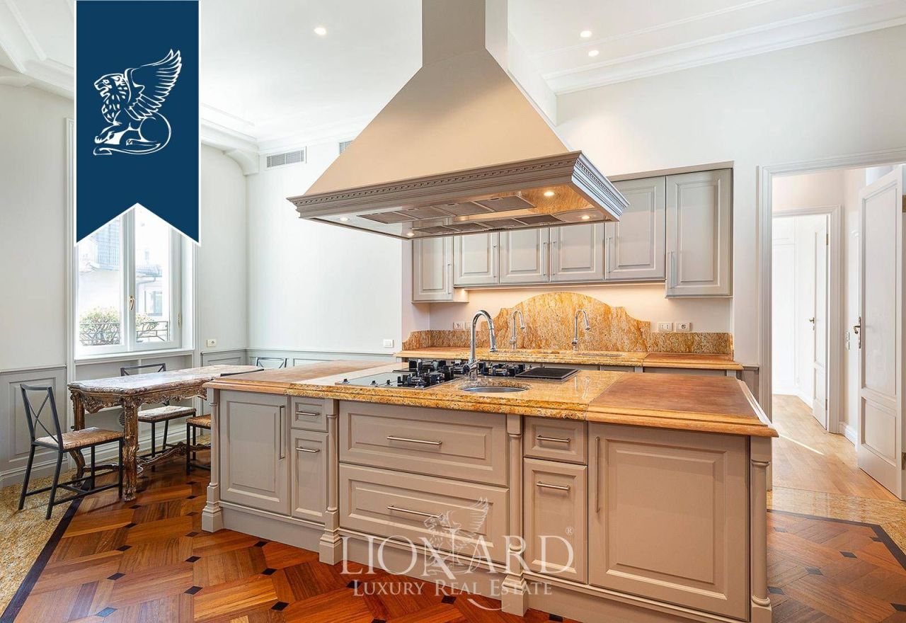 Апартаменты в Милане, Италия, 600 м² - фото 6