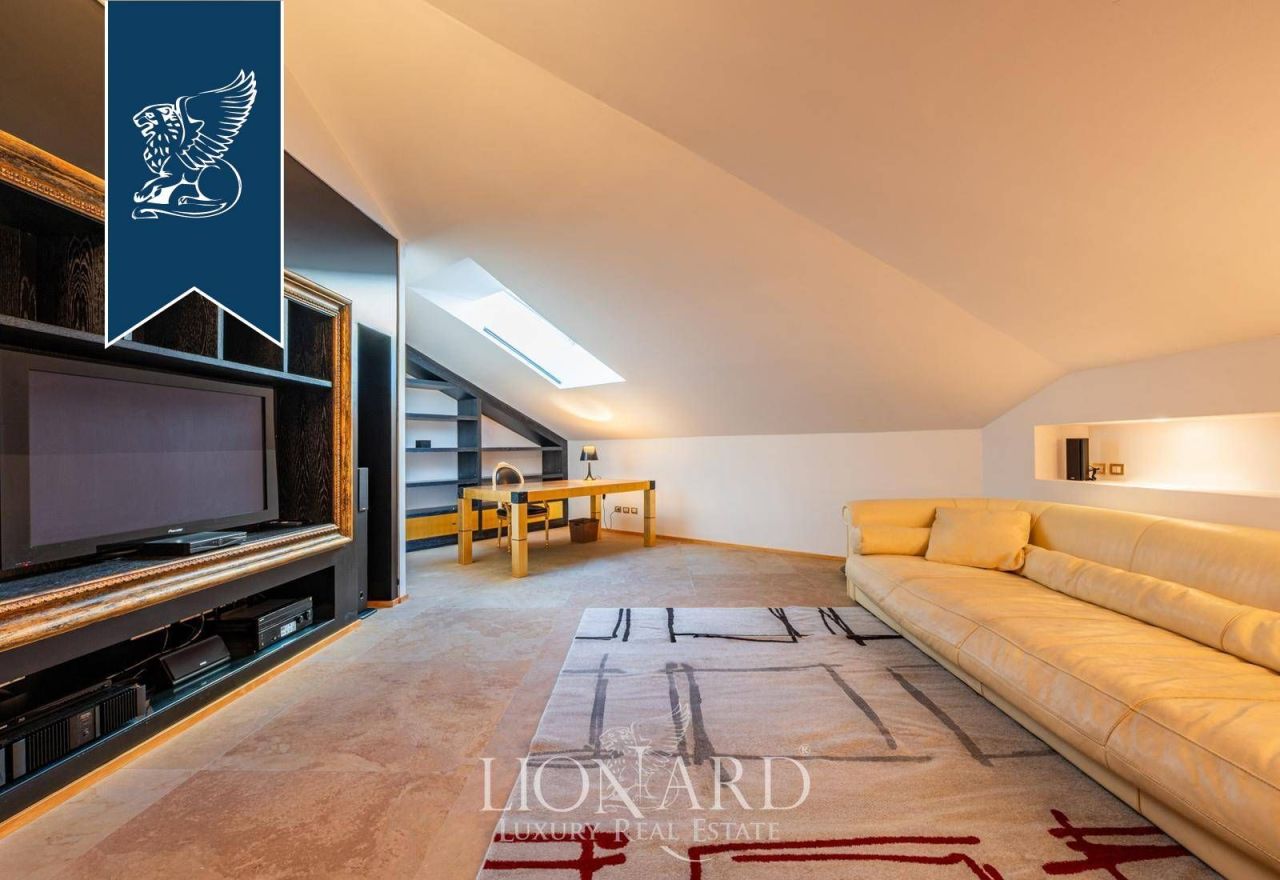 Апартаменты в Милане, Италия, 500 м² - фото 9