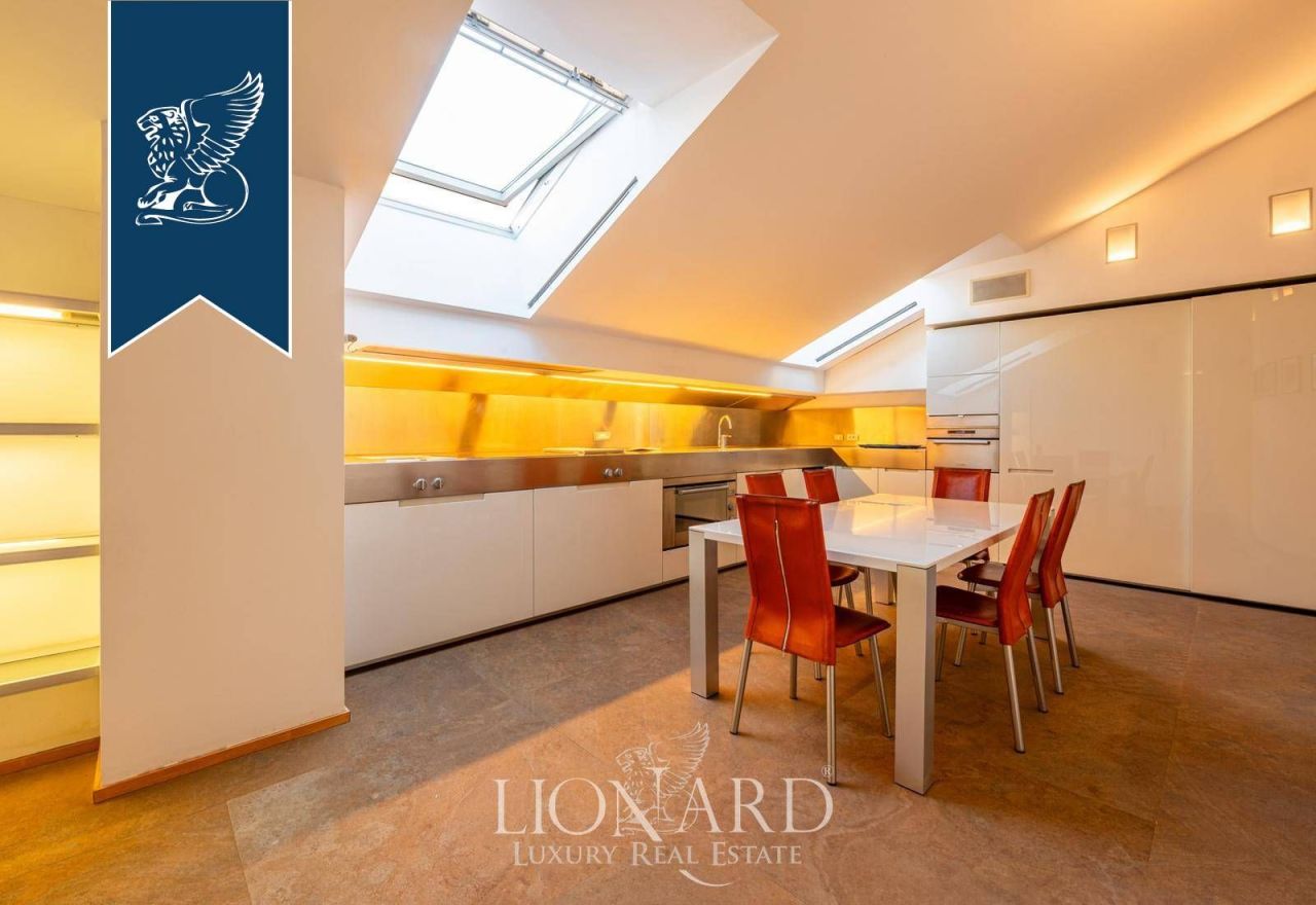 Апартаменты в Милане, Италия, 500 м² - фото 10