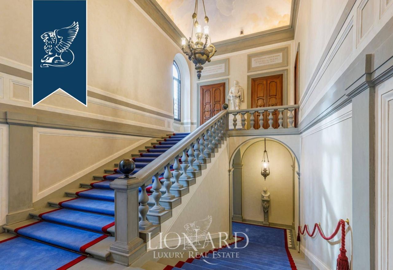 Дом во Флоренции, Италия, 5 500 м² - фото 17