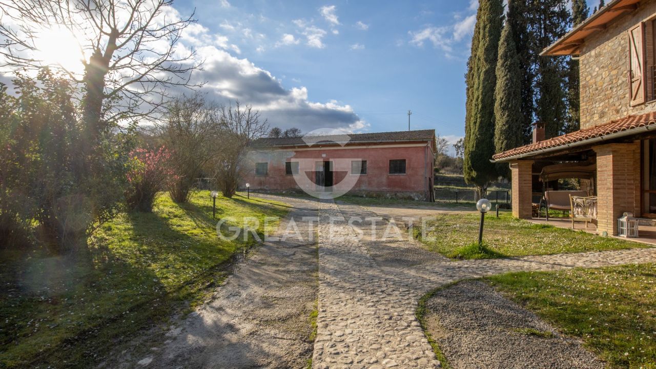 Дом в Фабро, Италия, 452.7 м² - фото 8