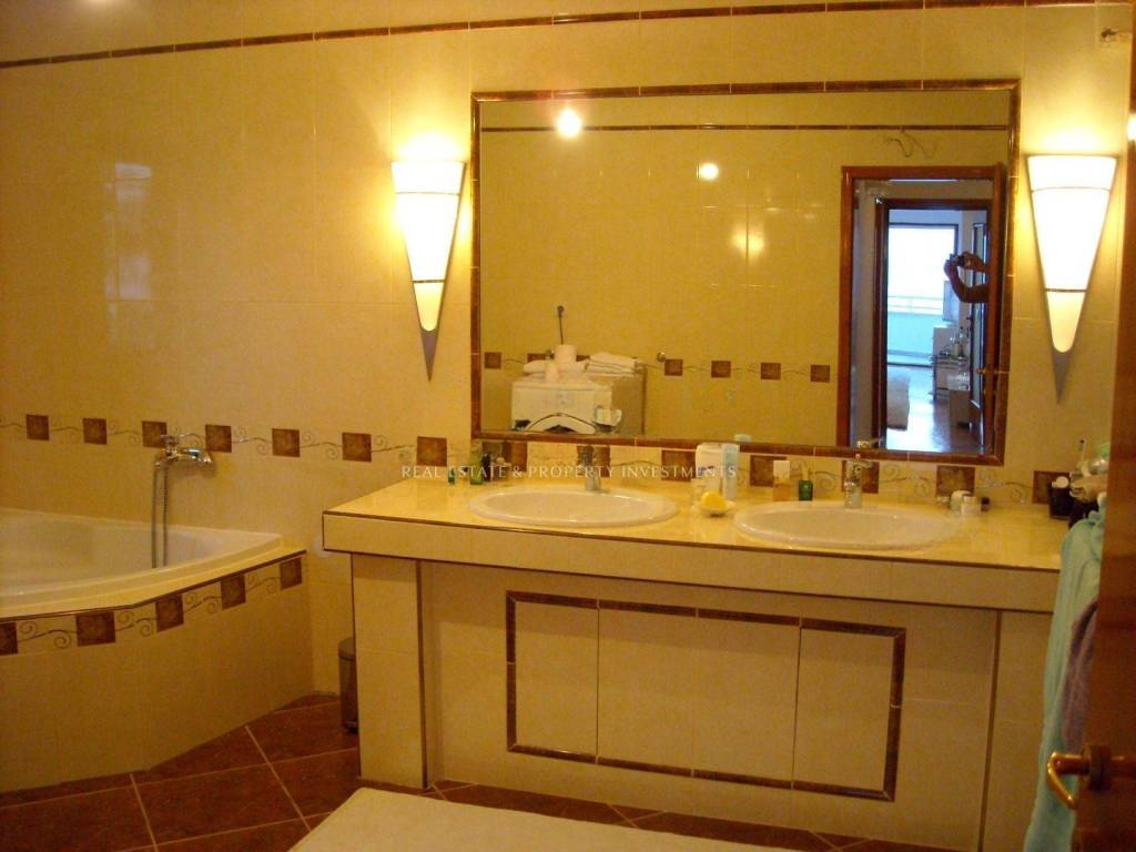 Квартира в Опатии, Хорватия, 281 м² - фото 14