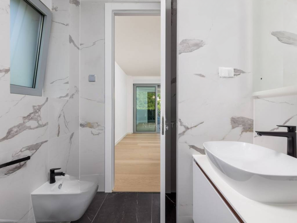 Квартира в Опатии, Хорватия, 246 м² - фото 15