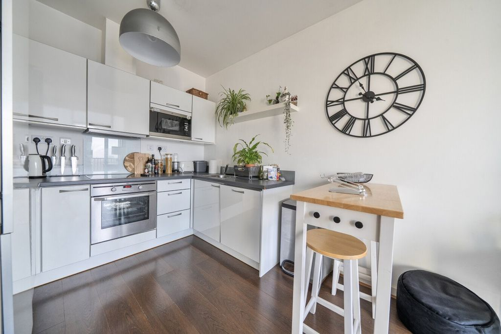 Квартира в Лондоне, Великобритания, 42 м² - фото 15