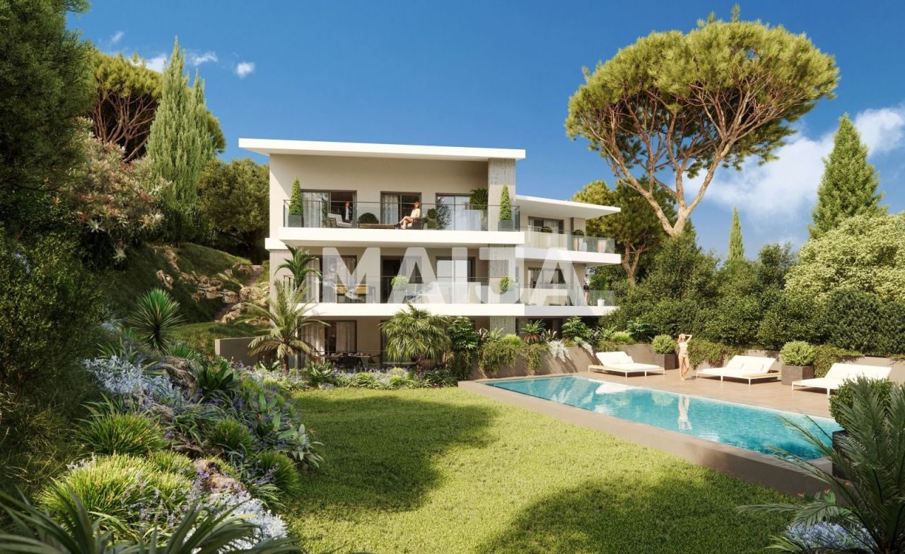 Апартаменты в Каннах, Франция, 100 м² - фото 1