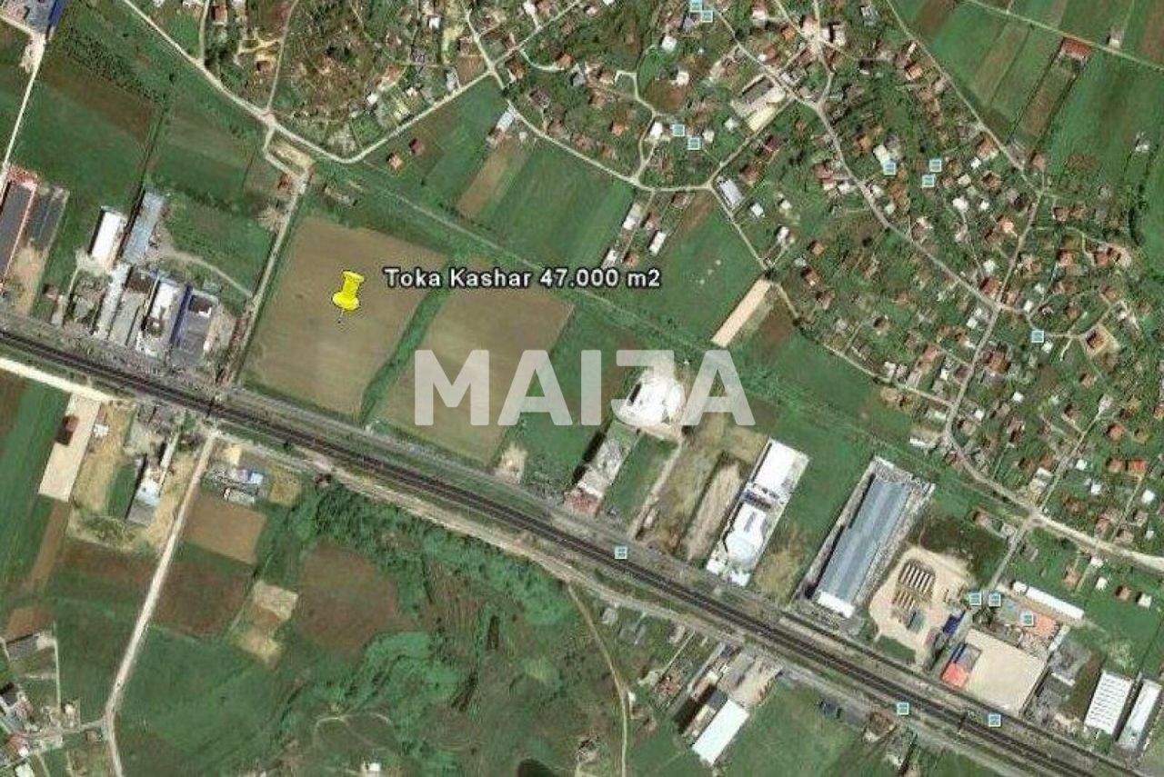 Земля в Тиране, Албания, 47 368 м² - фото 3