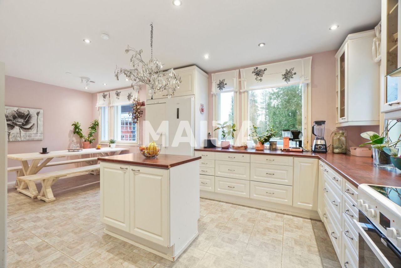 Дом в Лоппи, Финляндия, 185.5 м² - фото 5