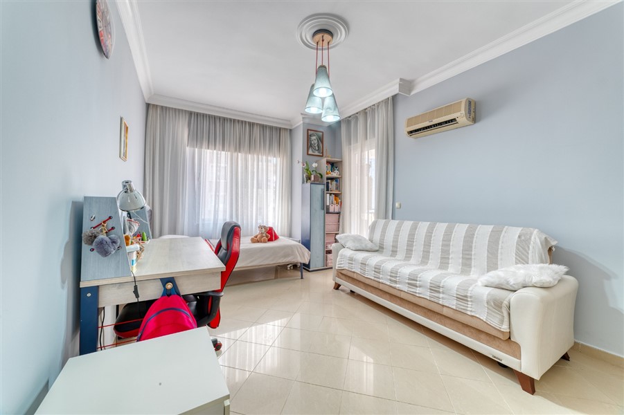 Квартира в Алании, Турция, 70 м² - фото 13