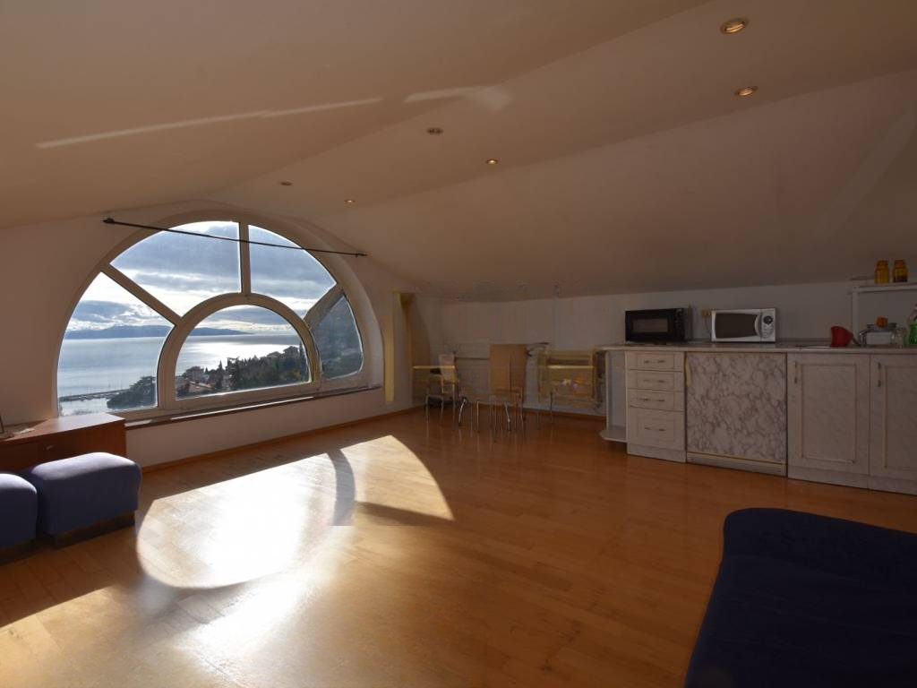 Квартира в Опатии, Хорватия, 57 м² - фото 1