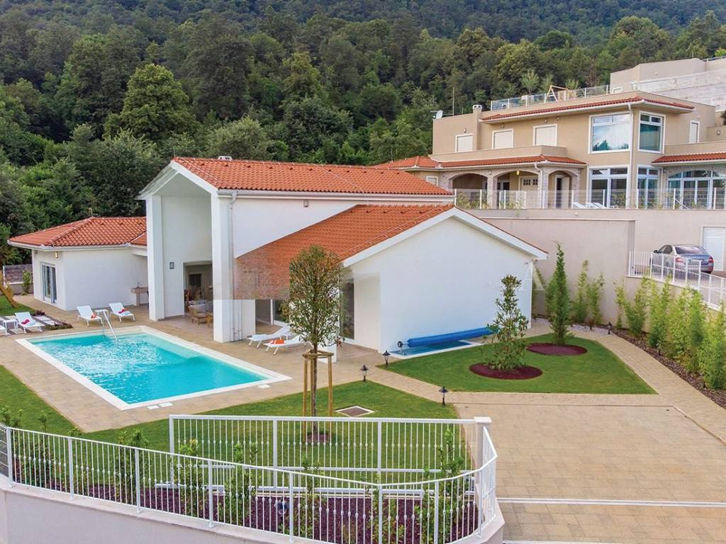 Дом в Опатии, Хорватия, 400 м² - фото 4