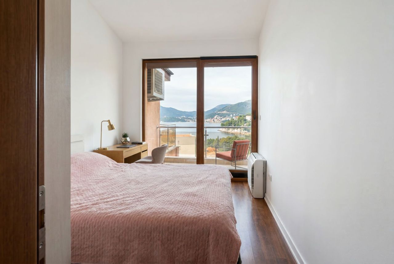 Квартира в Будве, Черногория, 151 м² - фото 14