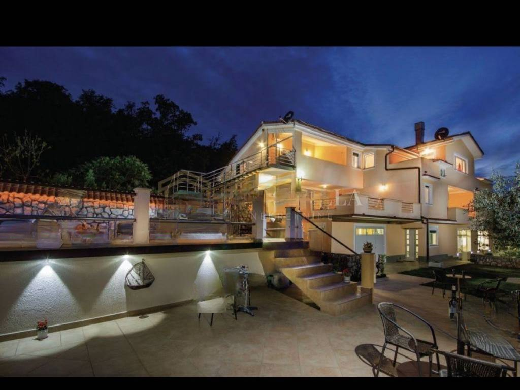 Дом в Опатии, Хорватия, 1 000 м² - фото 8