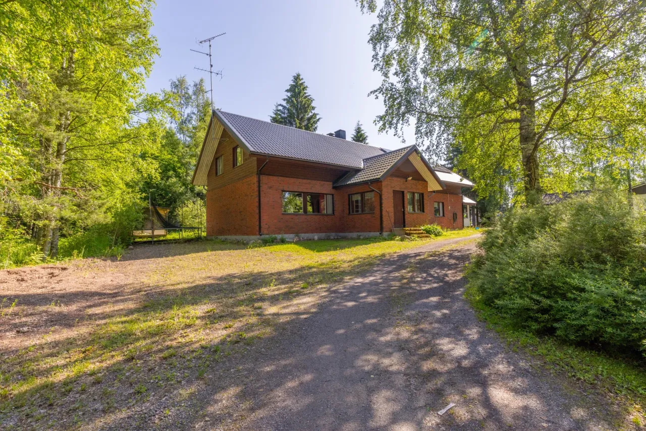 Дом в Хуитинен, Финляндия, 222 м² - фото 1