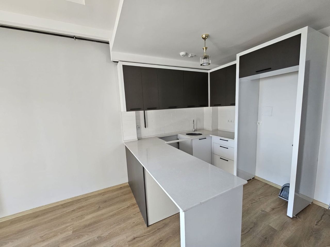 Квартира в Мерсине, Турция, 70 м² - фото 2