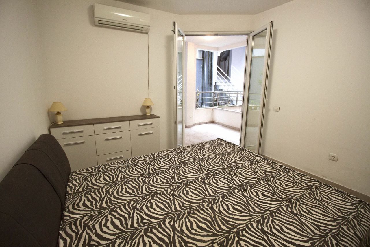 Квартира в Будве, Черногория, 69 м² - фото 12