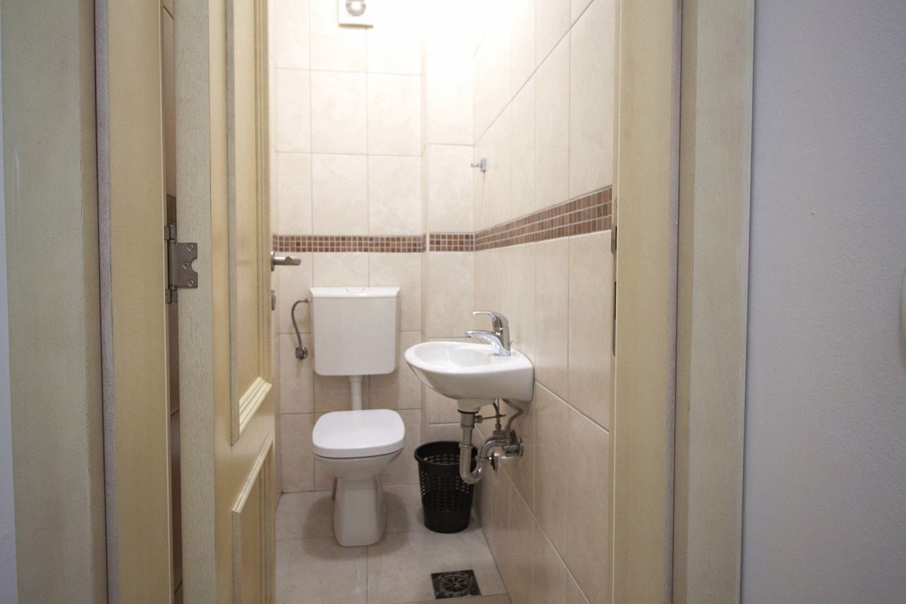 Квартира в Будве, Черногория, 69 м² - фото 15